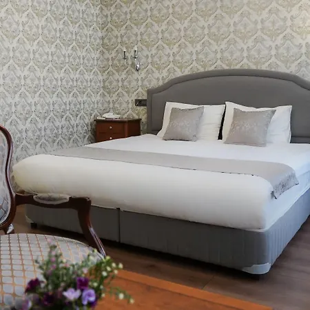 Hotell Gritti Pera & 3*