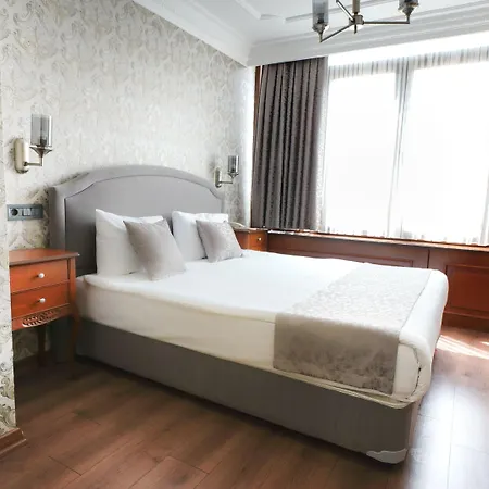 Hotell Gritti Pera & 3*
