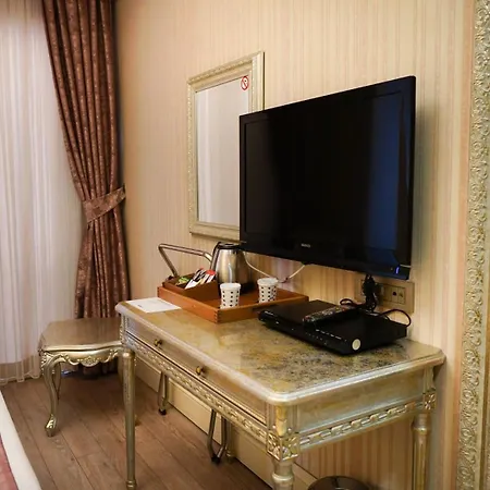 Gritti Pera & Otel 3*