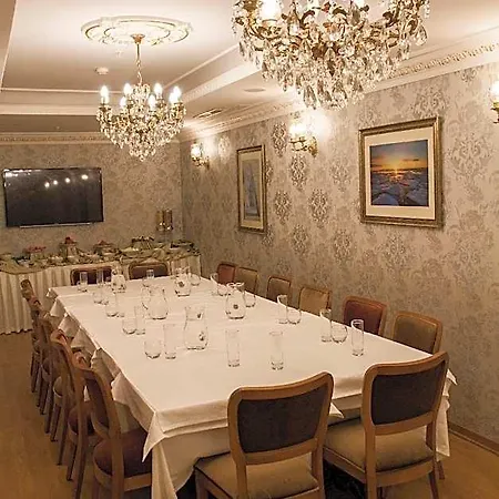 Gritti Pera & Отель