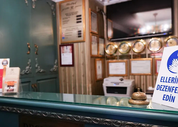 Gritti Pera & Отель